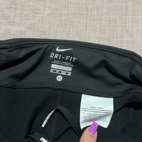 NIKE Running Women Element Shield STAY WARM Running Leggings Size XS Black - Picture 6 of 8